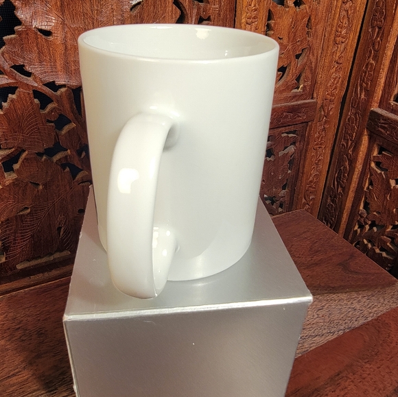 Museo Chillida Leku Jordi Negues Contemporary Art Mug From The Dali Museum - Picture 3 of 7